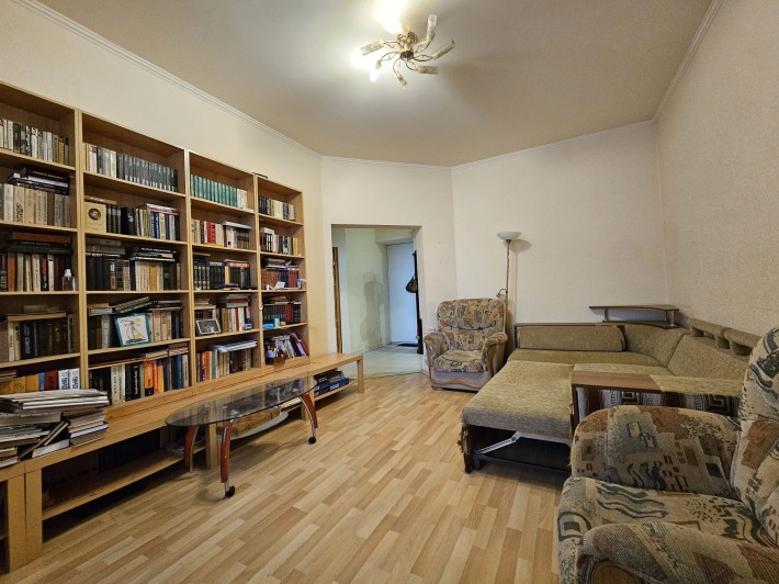 Продам 2 к квартиру на Исполкомовской в центре - фото 1