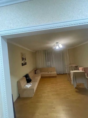 Продаётся просторная 3к квартира низ ул.Рабочая - фото 1