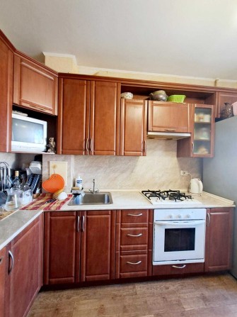 Тростянецька 6ж, оренда кімнати. Є газ! Є диван! Окрема лоджія! - фото 1