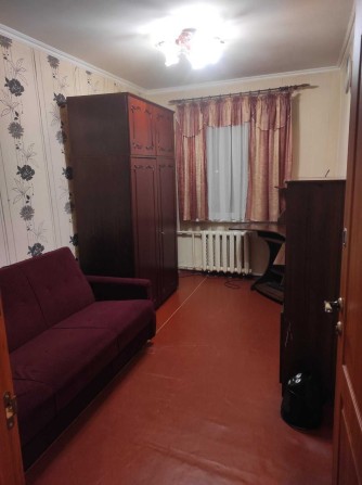Вул.О.Мудрак,37-Б. Здам кімнату в 3 кімнатній. - фото 1