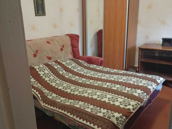 Сдам в долгосрочную аренду комнату в частном доме у м. Деміївська Киев