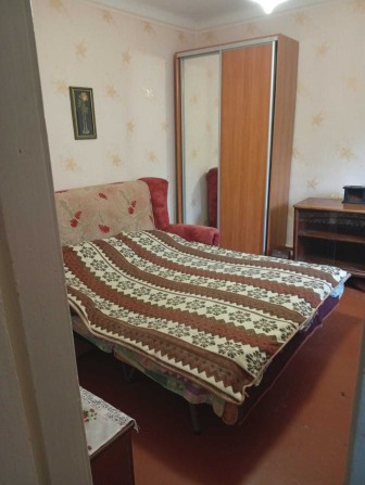 Сдам в долгосрочную аренду комнату в частном доме у м. Деміївська - фото 1