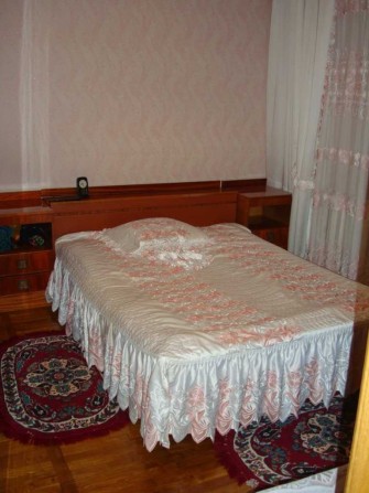 Сдам 1 комнату девушке, Вербицкого 26, 7 мин. от м. Вырлица - фото 1