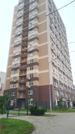 Здам чудову 1-кімнатну ЖК "Варшавський", пр. Європейського Союзу, 41є. - фото 1