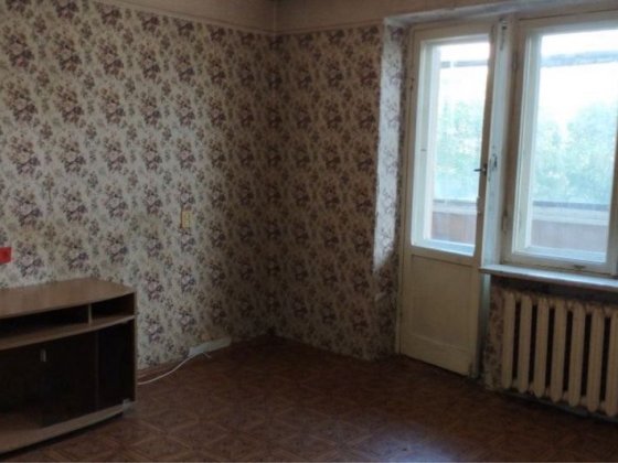 Продам 2к центр 1 Мая Житомир