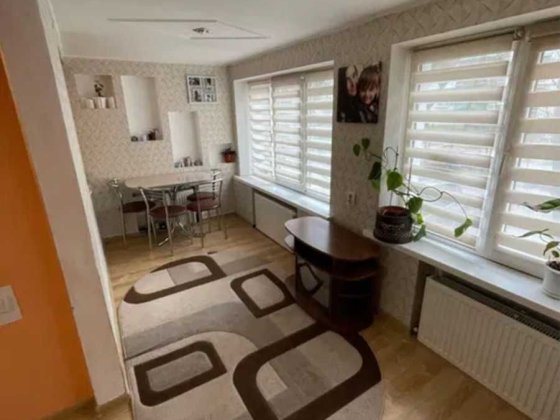 Продається 2-х кімнатна квартира, вул. Героїв Рятувальників Кропивницький