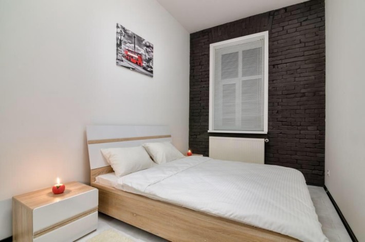 Продаж 2-кімнатної квартири на вул.Дорошенка
65/40/12, 3/3ц.
Правильне - фото 1