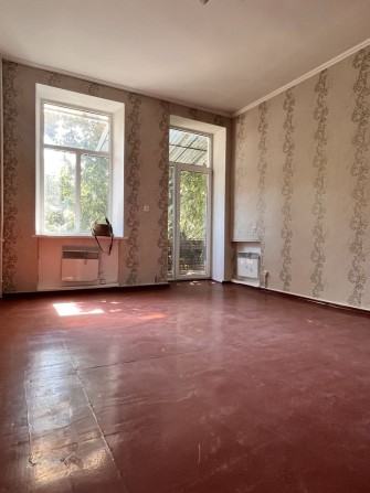 Терміновий продаж квартири в центрі - фото 1