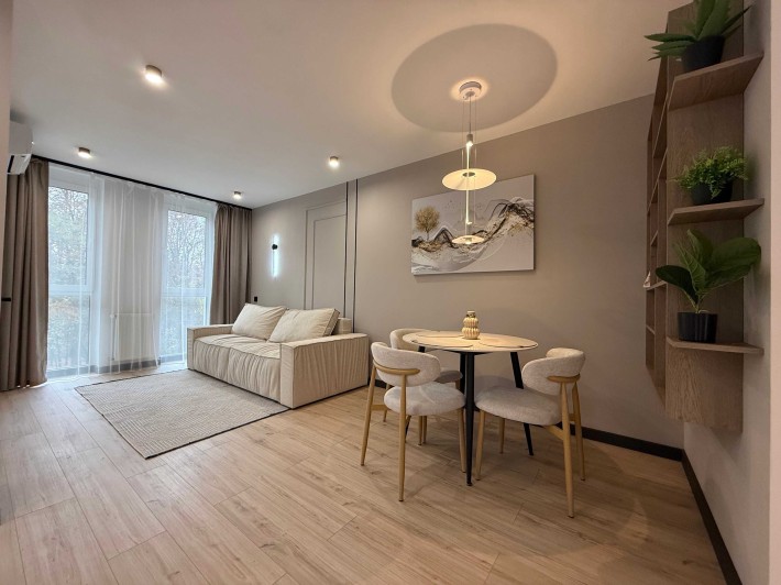 Продаж квартири з авторським ремонтом в ЖК Америка - фото 1