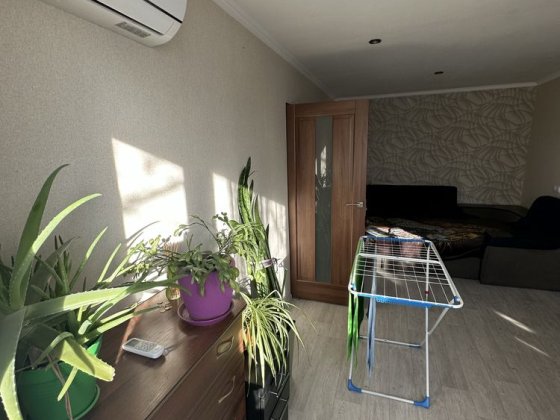 Продам квартиру-студию, с отдельной гардеробной Запорожье