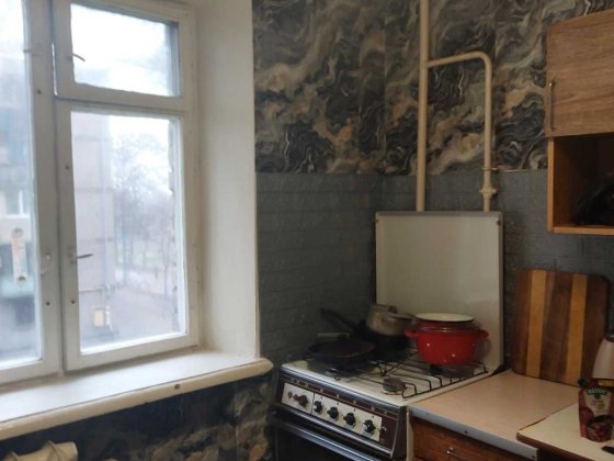 Срочно продам 2-х квартиру в районе ДК Огнеупорного Запоріжжя