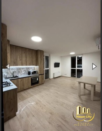 Продаж / Квартира / вул. Роксоляни, Залізничний район, Львів - фото 1