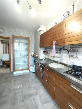 Трехкомнатная квартира по улице Архитекторская / Ильфа и Петрова. - фото 1