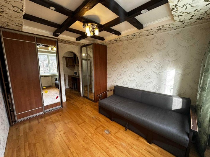 Продаж 2кімн.квартири в ГУРТОЖИТКУ на вул. Таджицька. 4й поверх - фото 1