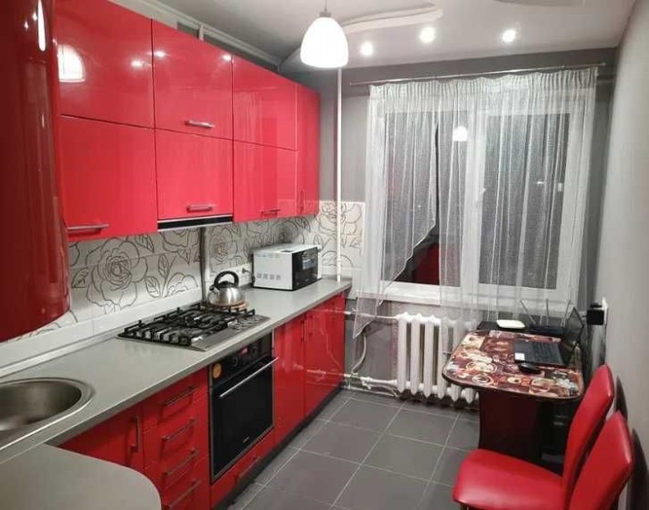 Простора трьохкімнатна квартира - фото 1