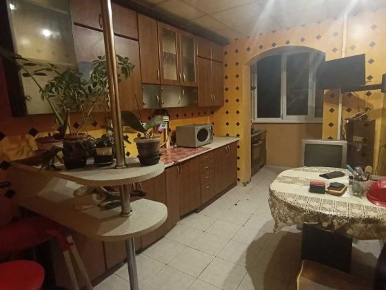 Срочно! 3х комнатная на Днепродороге за 36 000 Одеса