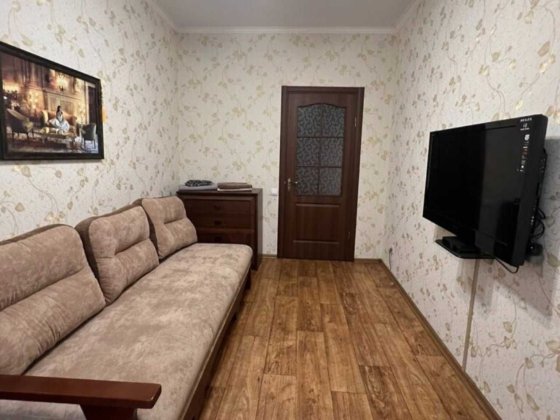 Продается 1 ком квартира по пл. Металлургов, Днепровский р-н Запорожье