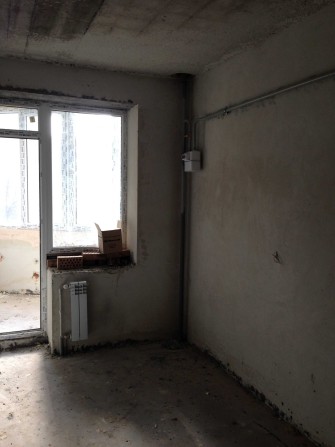 Терміновий продаж квартири в заселеній новобудові - фото 1
