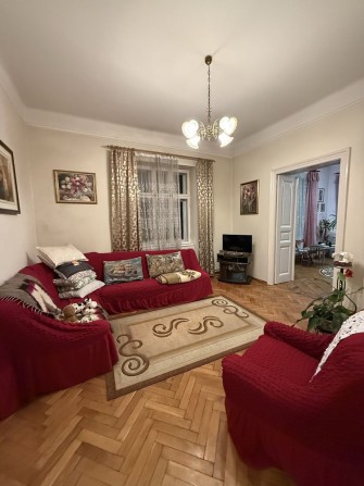 Продаж 3к квартири вул. Залізняка (бічна Коновальця) - фото 1