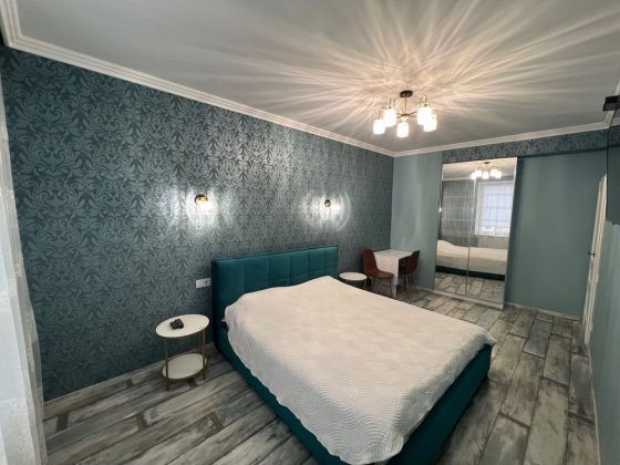 Продаж 2 кім кв в центрі міста  вул.Чорноморська  поряд оперний театр Львів