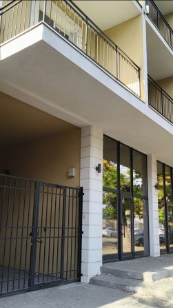 Продам нову смарт-квартиру з балконом, вул.Степова кут Б.Хмельницького - фото 1