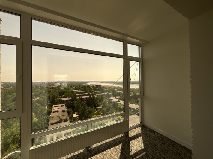 Продам видовую квартиру Бульвар Центральный 73 м2 - фото 1