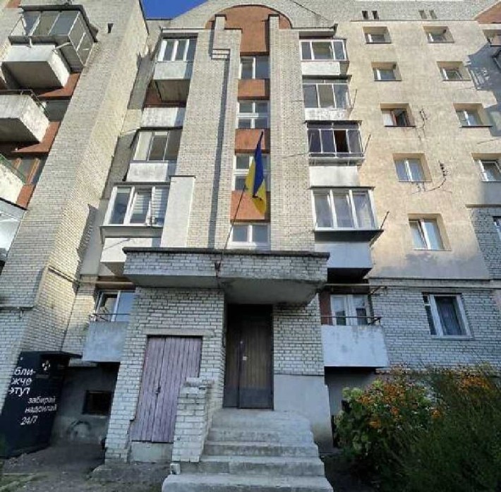 Продаж 3-к.квартири ТЕРМІНОВО! 70/60/10м² вул.Тракт Глинянський 68000$ - фото 1