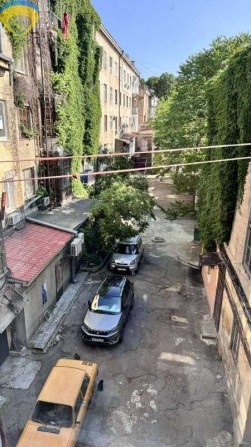 Две комнаты в коммуне в историческом центре города! - фото 1