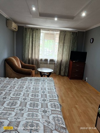 Продам 1комн кв в центре города. - фото 1