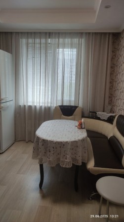 Квартира 4х кімнатна, Дорошенка 3 - фото 1