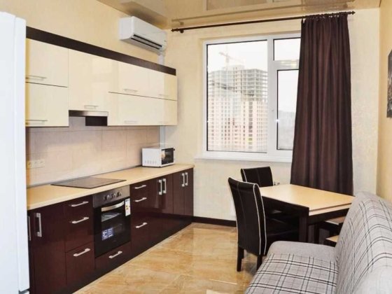 6 жемч Аркадия/Квартира 46м. Продам