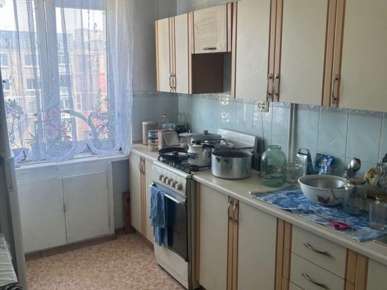 Пропонуємо до продажу трикімнатну квартиру Шкільний Кропивницкий