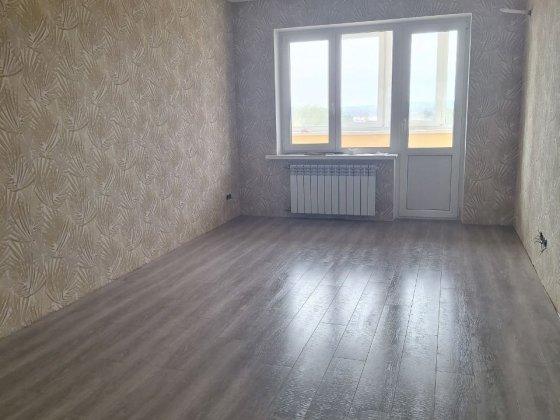 Продаётся 3 ком. квартира с ремонтом (Е-відновлення)