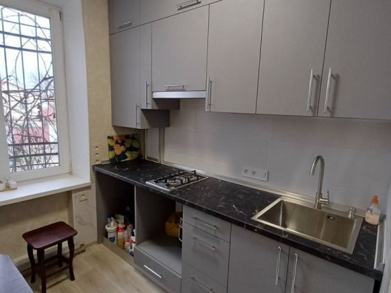 Продається 2 кімнатна квартира на вул. Маловського єВІДНОВЛЕННЯ