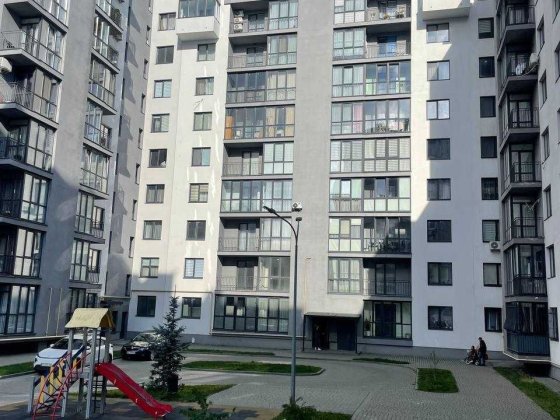 Продаж 1к квартири з правом власності  в новобудові на вул. Роксоляни Львів