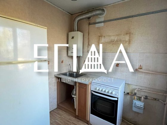 Продаж 3-к квартира район Ягідка-Критий Ринок Кропивницький