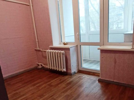 7m 3 квартира рынок ХТЗ  сталинка метро єВідновлення Харьков