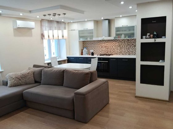 продам 3 к\к вул Образцова,дизайн,ремонт,меблі та техніка залишаються Николаев