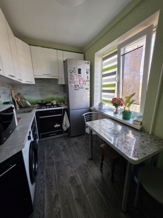 Продам чудову світлу квартиру - фото 1