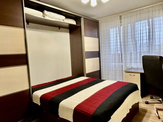 Продаж 3 кімнатноі квартири на Салтівці, метро Харків