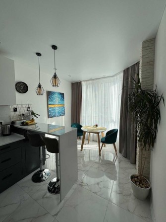 1 кімнатна квартира з авторським ремонтом на Вільямса | ТЕРМІНОВО - фото 1