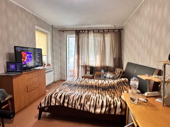 Продам 1 комнатную квартиру на Вильямса