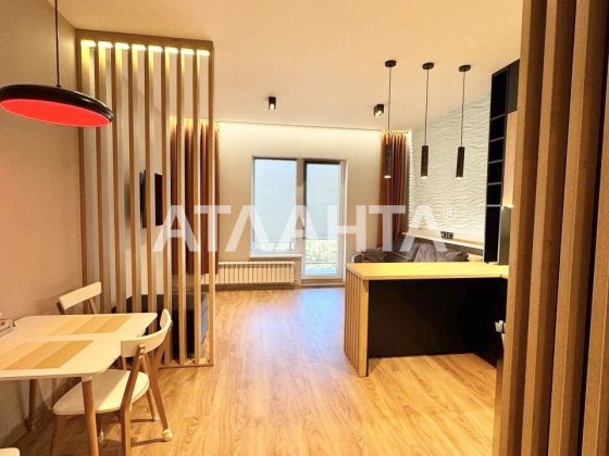 Однокімнатна квартира у житловому комплексі MARINIST Море