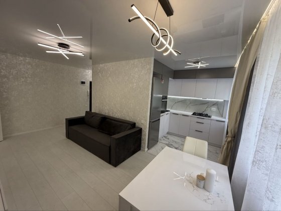 Шикарная 2к.кв квартира 3-я Слободская/Проспект Миколаїв