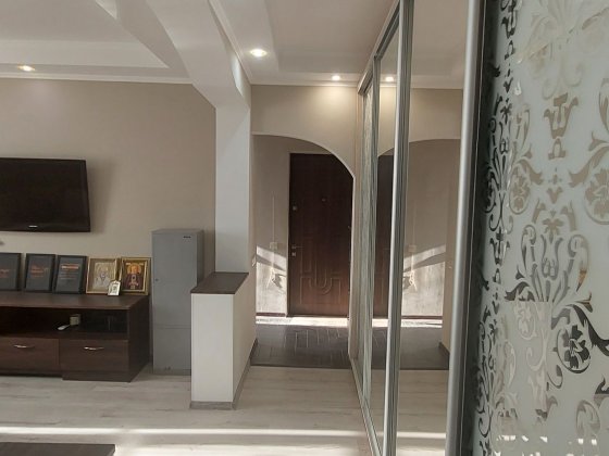 3 комнатная продаж по сертификату Бабурка Хортицкий ремонт мебель