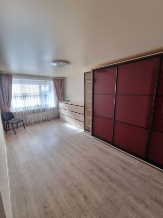 Продам простору 3-кімнатну квартиру, проспект Миру / вул. Театральна - фото 1