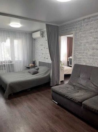 Продається двокімнатна квартира, вул. Леоніда Каденюка - фото 1