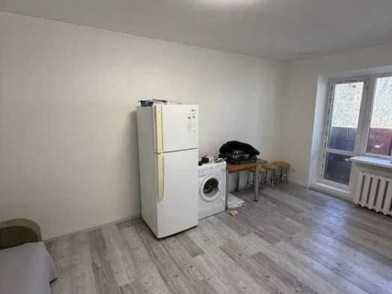 Продам 1 кімнатну кв-ру на вул. Заболотного