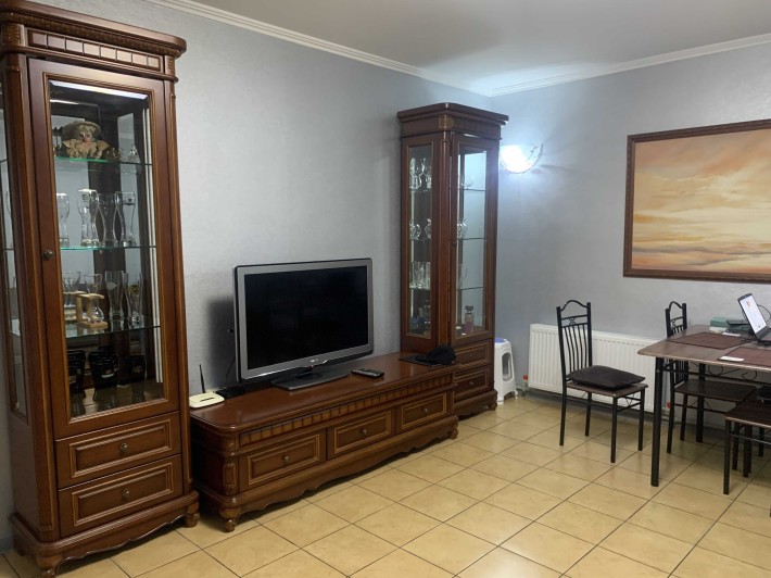 Редкая 2-к квартира на Соборной. Центр, ремонт, отдельный вход - фото 1