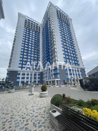 3-комнатная квартира с ремонтом в сданном доме ЖК «Омега» от СК Будова - фото 1